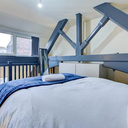 Stylish Modern 1br Mezzanine In Centre Apartment Leeds (West Yorkshire)