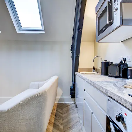 Apartment Stylish Modern 1br Mezzanine In Centre Leeds (West Yorkshire)