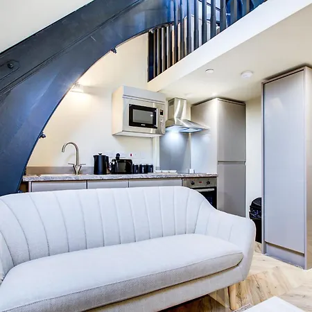 Stylish Modern 1br Mezzanine In Centre Leeds (West Yorkshire)